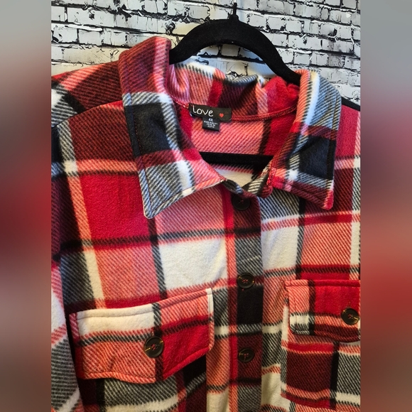 LOVE FLANNEL BUTTON DOWN SHIRT SIZE 4X - Picture 2 of 5
